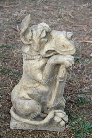 Hunde-Skulptur