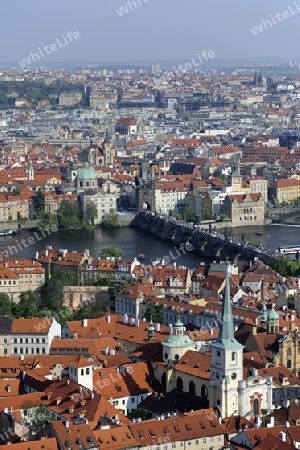 Blick ueber die Altstadt vom Prag, Karlsbr?cke,  UNESCO-Weltkulturerbe, Tschechien, Tschechische Republik, Europa