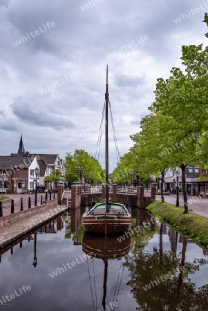 Am Kanal in Papenburg