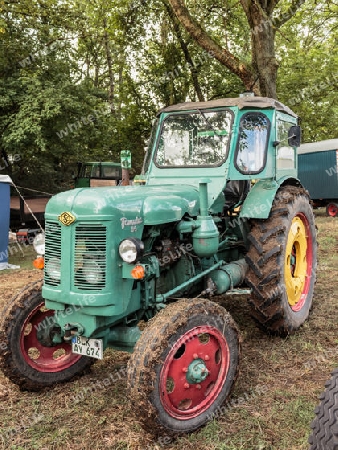 Oldtimer Traktor Famulus (Nordhausen, Anfang der 50er Jahre)