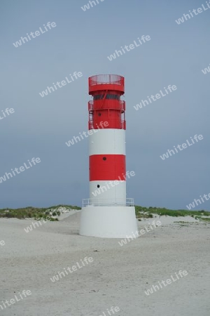 Leuchtturm am Strand von Helgolands Düne