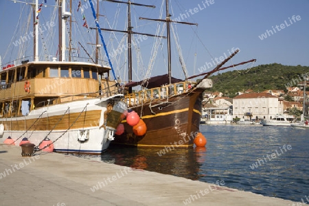 Trogir - Segelschiffe in dem Haffen