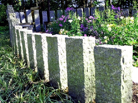 Steine auf Friedhof