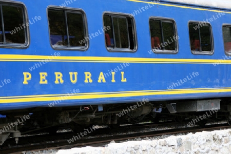 Peruanische Eisenbahn in der N?he des Titicaca-See