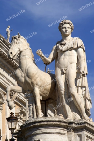 Rom - Statue auf der Plaz Piazza Campedoglio