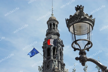 Rathausturm und Laterne Paris