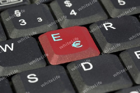Euro-Taste (rot) auf Laptop