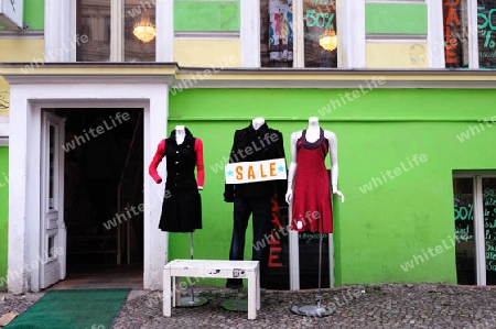 Sale fashion