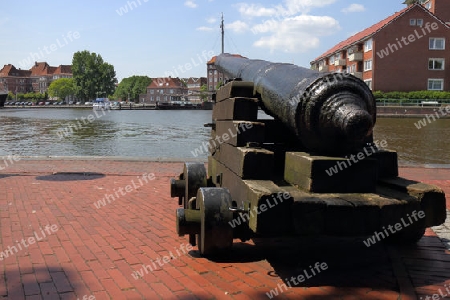 Kanone am Delft in Emden