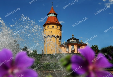 Wasserturm und Schloss Pagodenburg Rastatt