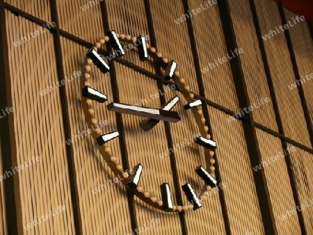 Berliner Tempelhofer Flughafen Uhr