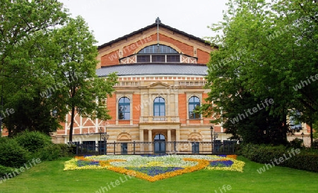 Festspielhaus Bayreuth 1                     