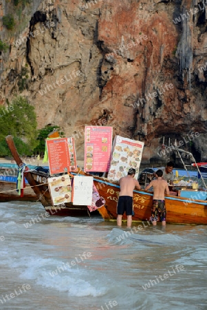 A Thai Fast Food Shop in a Woodboat at the Hat Phra Nang Beach at Railay near Ao Nang outside of the City of Krabi on the Andaman Sea in the south of Thailand. 