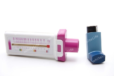 Asthmaspray und Peakflohmeter