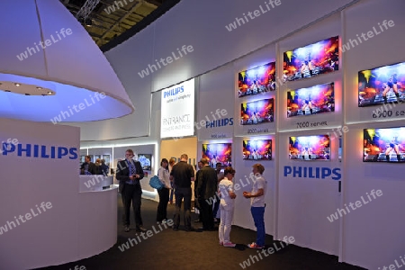 Flachbildschirme der Firma Philips auf der Internationalen Funkausstellung IFA 2012 in Berlin, Deutschland, Europa
