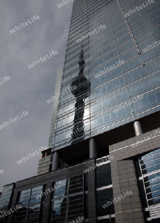 CN-Tower Reflection