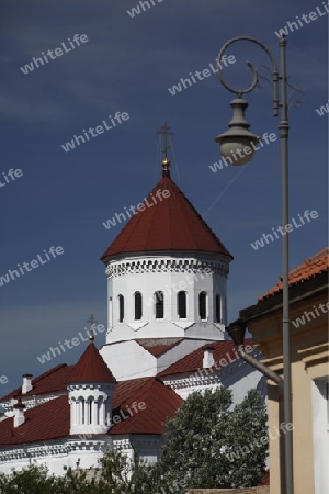 The old Town of the City Vilnius with a church  in the Baltic State of Lithuania,  