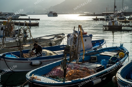 Fischer im Hafen von Salerno