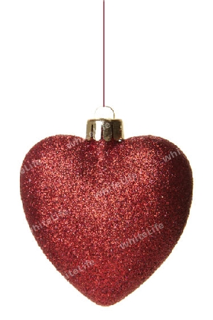 Weihnachten, Weihnachtskugel rot als Herzform