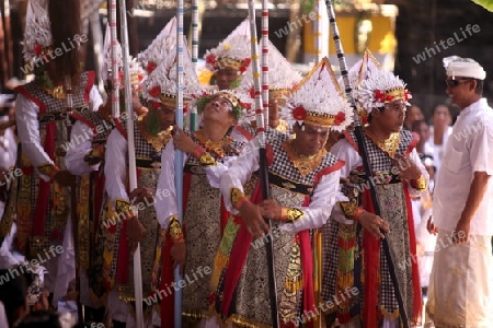 Asien, Suedost, Indonesien, Bali, Nusa Lembongan, Insel, Dorf, Fest, Religion, Hindu, Zeremonie, Kultur,    (Urs Flueeler) 