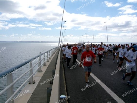 Running the Marathon - Vasco da Gama Bridge Lisbon