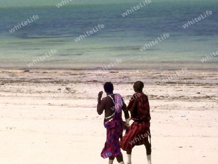 Massai am Strand