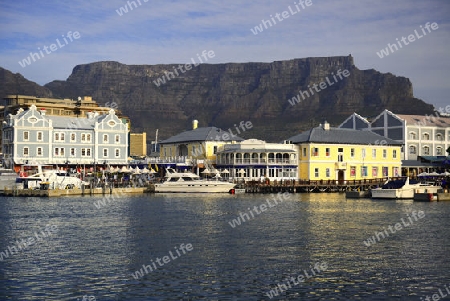 Victoria und Alfred Waterfront, touristisches Zentrum, im Hintergrund der Tafelberg,  Kapstadt, West Kap, Western Cape, S?dafrika, Afrika