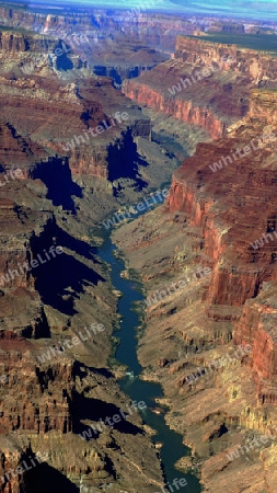 Grand Canyon und der Colorado aus der Luft