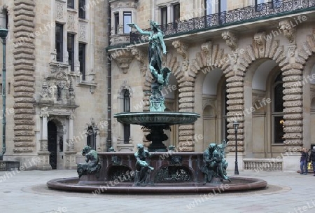 rathausbrunnen