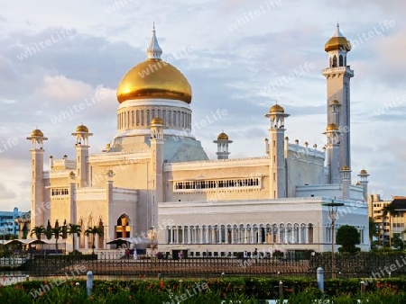 Brunei - Bandar Seri Begawan - Sultan-Omar-Ali-Saifuddin-Moschee 