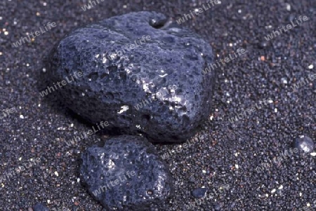 Schwarze Steine