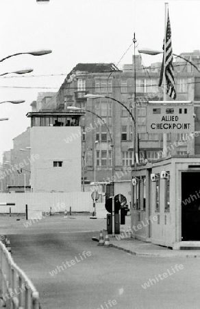 Checkpoint Charlie, Ausl?nder?bergang nach Ost-Berlin, 80er Jahre