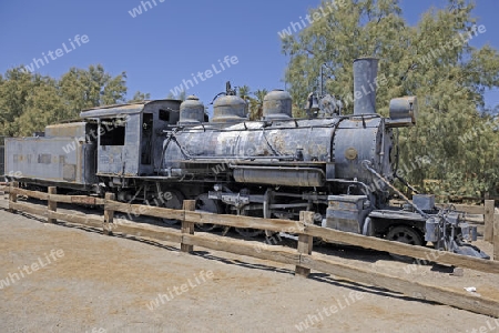 historische Dampflok um 1930 im Borax Museum, Furnace Creek, Death Valley Nationalpark, Kalifornien, USA