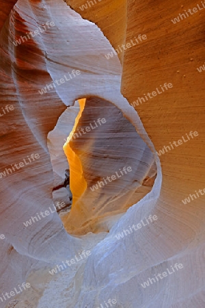 Gesteinsformen, Farben und Strukturen im Antelope Slot Canyon, Arizona, USA
