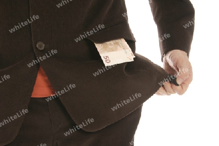 Mann mit Anzug und Geldscheinen