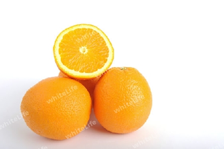 frische Orangen, Apfelsinen, aufgeschnitten