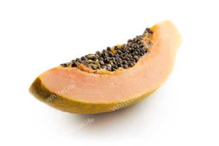 eine aufgeschnittene Papaya Frucht