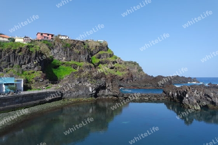 Lavaschwimmbecken in Seixal, Madeira