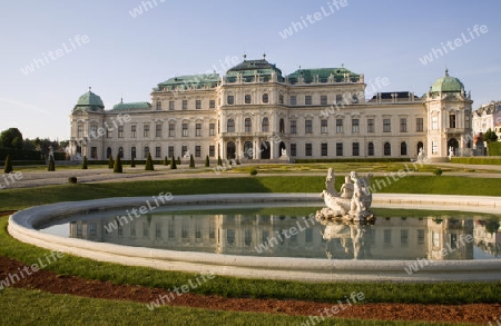 Wien - Belveder Palast am morgen und die Font?ne