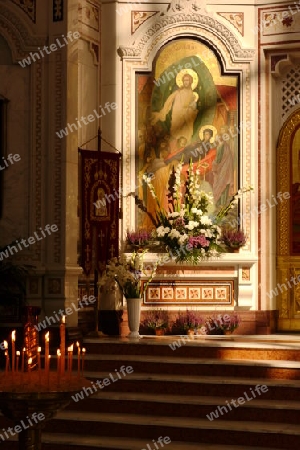 G?ttliches Licht in russischer Kirche