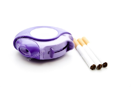 Asthmadisk mit Zigaretten