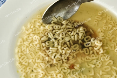 Buchstaben-Suppe