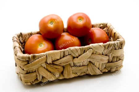 Tomaten im Korb